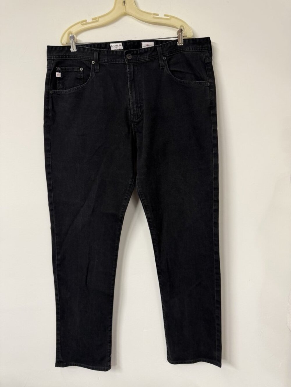 AG‎ Adriano Goldschmied Men’s 39 x 34 Black Jeans B Type III Easy Straight